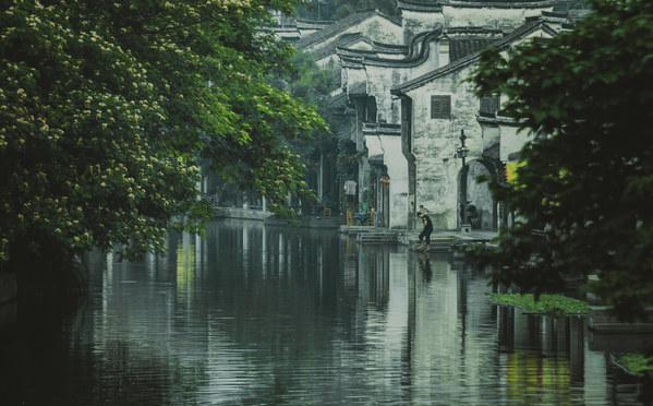 永靖县羽毛球比赛拉开帷幕